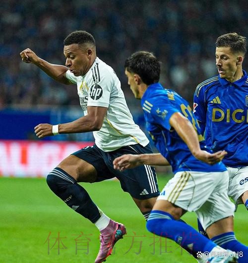 西媒:在皇马和埃尔切比赛时 本泽马的家中被盗 西媒:在皇马和埃尔切比赛时 本泽马的家中被盗